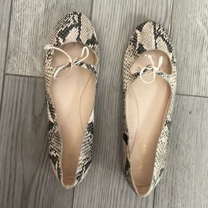 Cole Haan Faux Snakeskin Ballet Flats Shoes Ladies US size 8